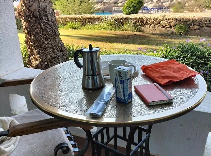 One Bedroom In Coral Bay Roby Apartment